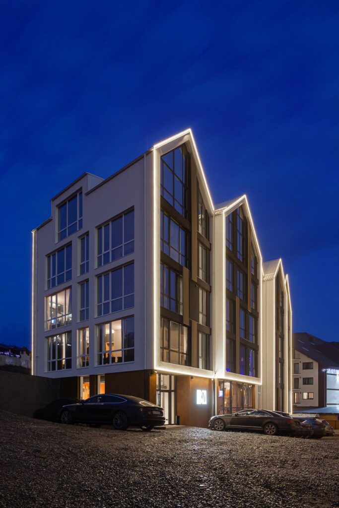 Готельний комплекс Baza Smart Hotel Bukovel (курорт Буковель)